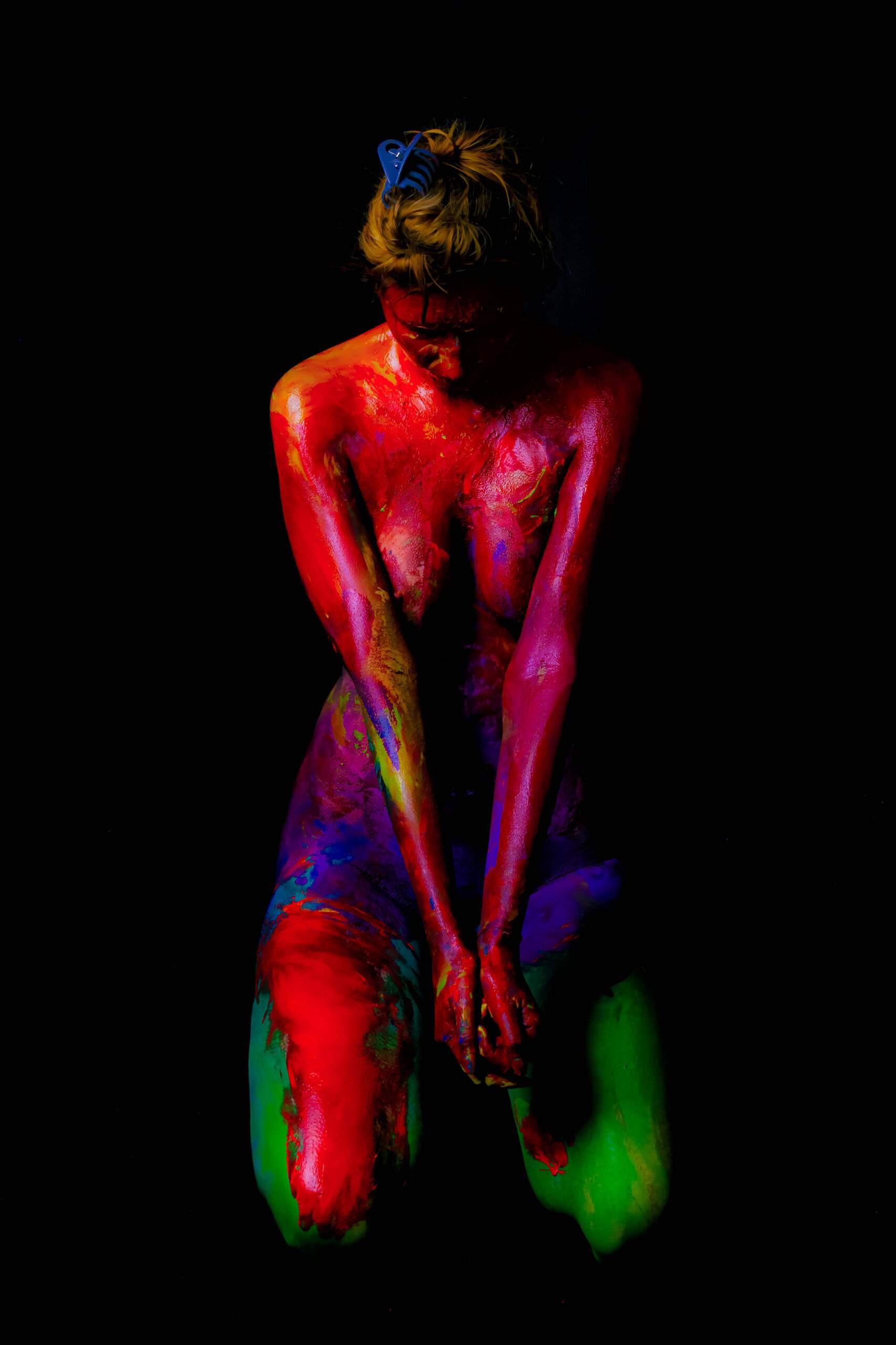 DSC_2668 Abandoned in color Abandonată in culori - imagine 1